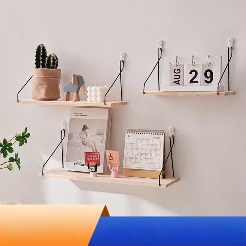 Seinariiul, lihtsa ja kaasaegse stiiliga, puidust materjal, üks riiul