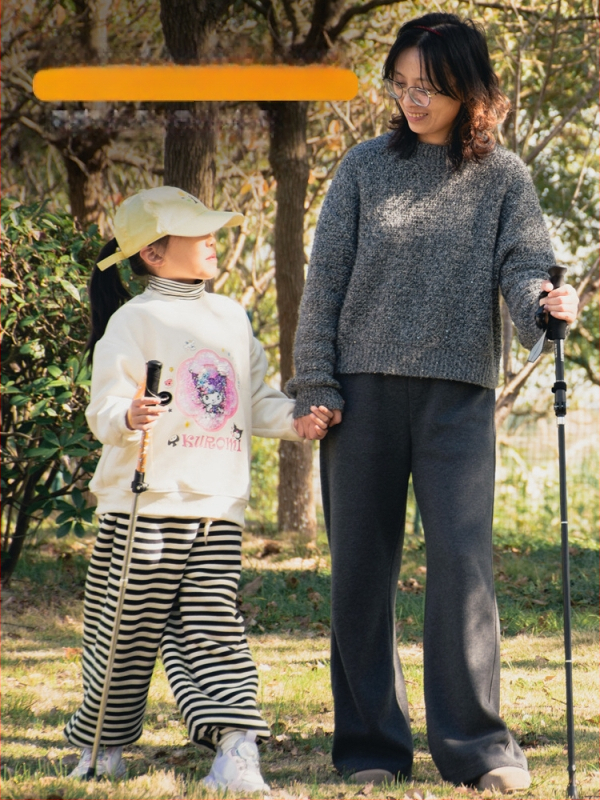 Vaikų žygio lazda, aliuminio lydinys, 170 g, 3 dalys, išorinis užrakto mechanizmas, tiesi rankena