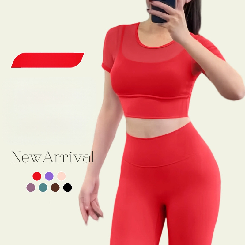 Jooga komplekt: ümar kaelusega võrgust kangast lühikeste varrukatega top, rinnatuges, pullover-stiilis, püksid – jooga ja fitness