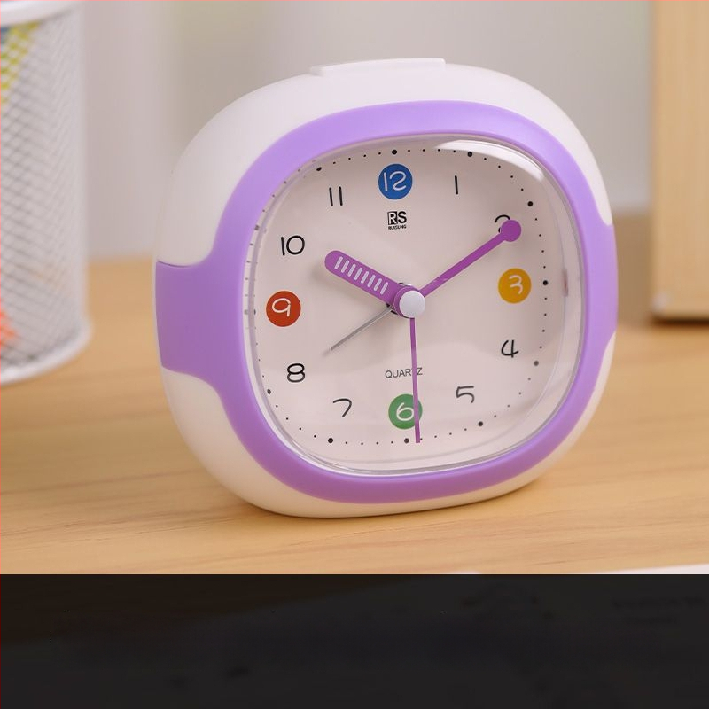 Studentų žadintuvas su LCD ekranu ir analogo-skaitmeninio rodymo, plastikinis korpusas, maitinimas iš sauso baterijos, sklandus sekundės judėjimas