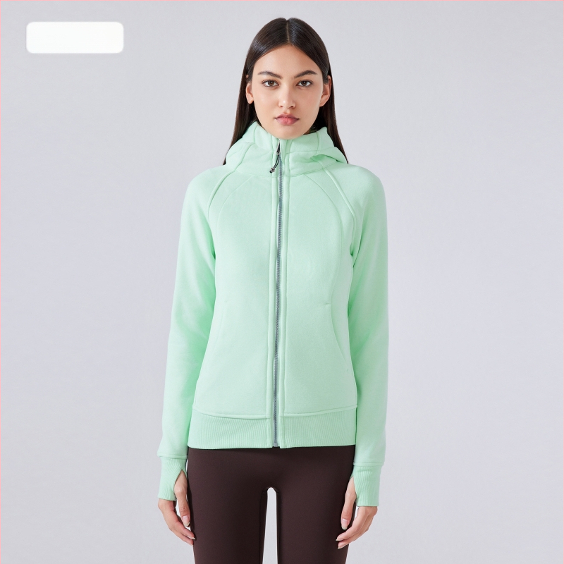 Moteriška sportinė striukė su gobtuvu žiemai – tankus medvilnės mišinio audinys, stovinti apykaklė, ilgos rankovės DJ028