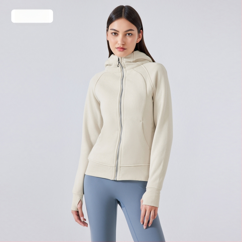 Moteriška sportinė striukė su gobtuvu žiemai – tankus medvilnės mišinio audinys, stovinti apykaklė, ilgos rankovės DJ028