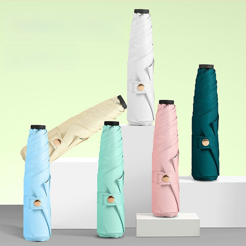 Labai lengvas trijų dalių sulankstomas skėtis su 190T audiniu, 6 pluošto briaunos, aliumininis stulpas, plastikinė rankena, rankinis atidarymas uždarymas, logotipo pritaikymas