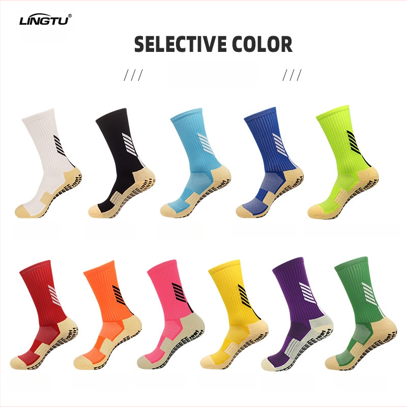 Nailona futbola zeķes ar pretslīdēšanas pamatu un biezas dvieļveida apakšas, vidējā caurules garums, pielāgojams treniņu palīgs