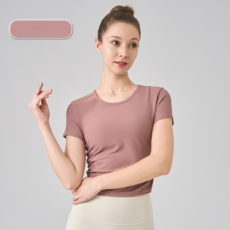 NS rib jogos topas, superelastinga medžiaga, 80% nailonas, 20% spandekso, trumpomis rankovėmis, ilgis iki pilvo