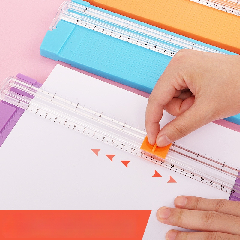 Huiding tăietor de hârtie din plastic, manual, model 1056/1057, pentru hârtie fotografică