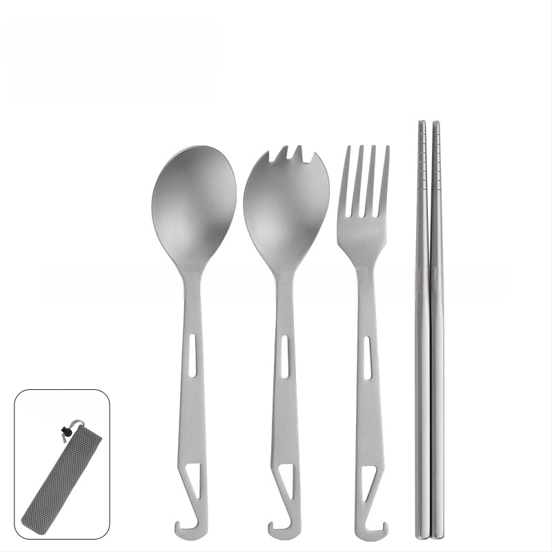 Kempingo įrankiai: 4-in-1 šaukštas sriubai, salotoms, pyragui ir vaisiams su butelių atidarytuvu; grynas titanas, šiuolaikiškas minimalistinis stilius, nešiojamas