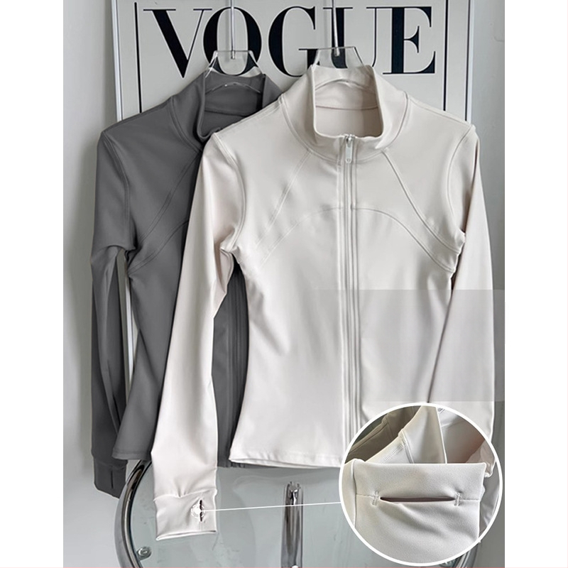 Ženski fitness top za jogu – stojeći ovratnik, uski kroj, smjesa kemijskih vlakana, 82,5% poliestera, WT5149