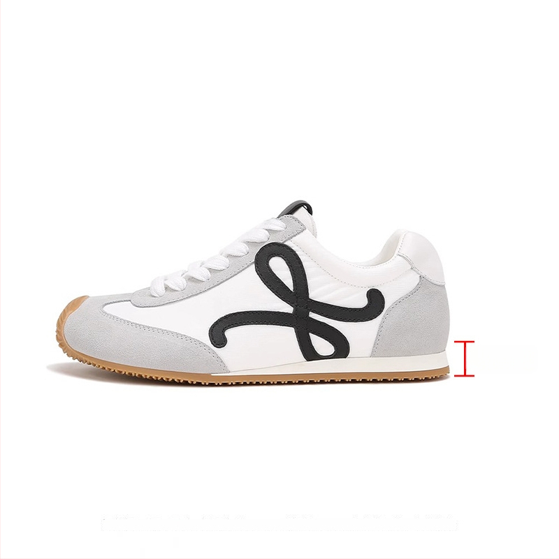 Női edzőcipő – balett-stílusú retro, színblokkal ellátott dizájn, magasságot növelő, bőr felsőrés, fűzős zárás, alacsony topp