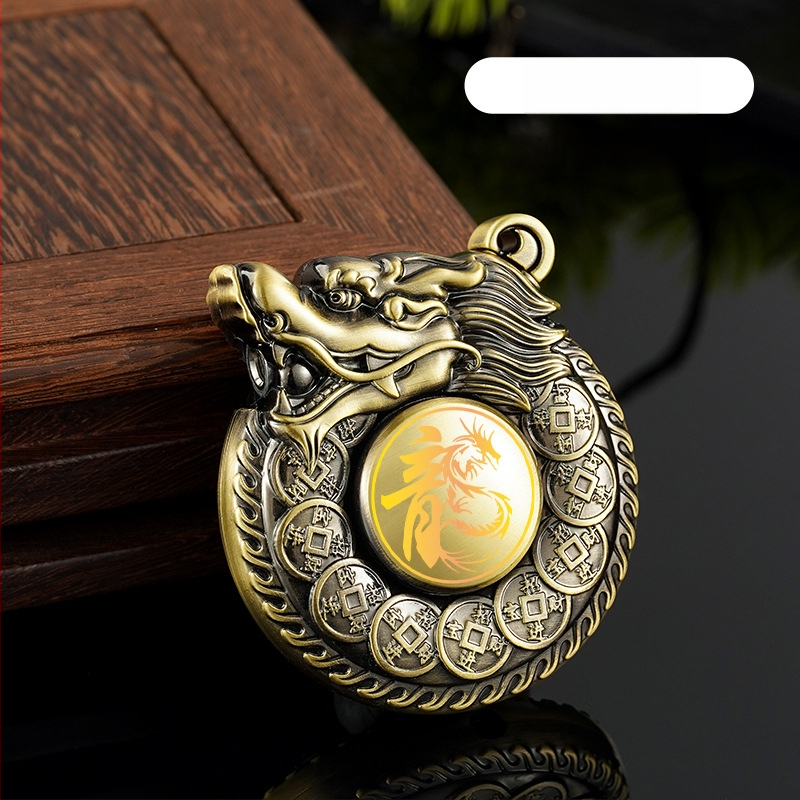 Metāla butāna aizdedzinātājs, mūsdienīgs minimālisma stils, atkārtoti lietojams.