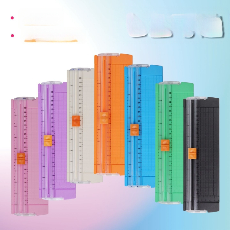 Tăietor de hârtie din plastic, A5, portabil, tip glisant, model 857, cod produs GYDZ03, capul lamei