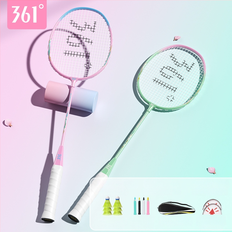 Badmintono raketė 361°, korpusas iš geležies lydinio, svoris 95–100 g, rankenos storis G2, tiesus velenas