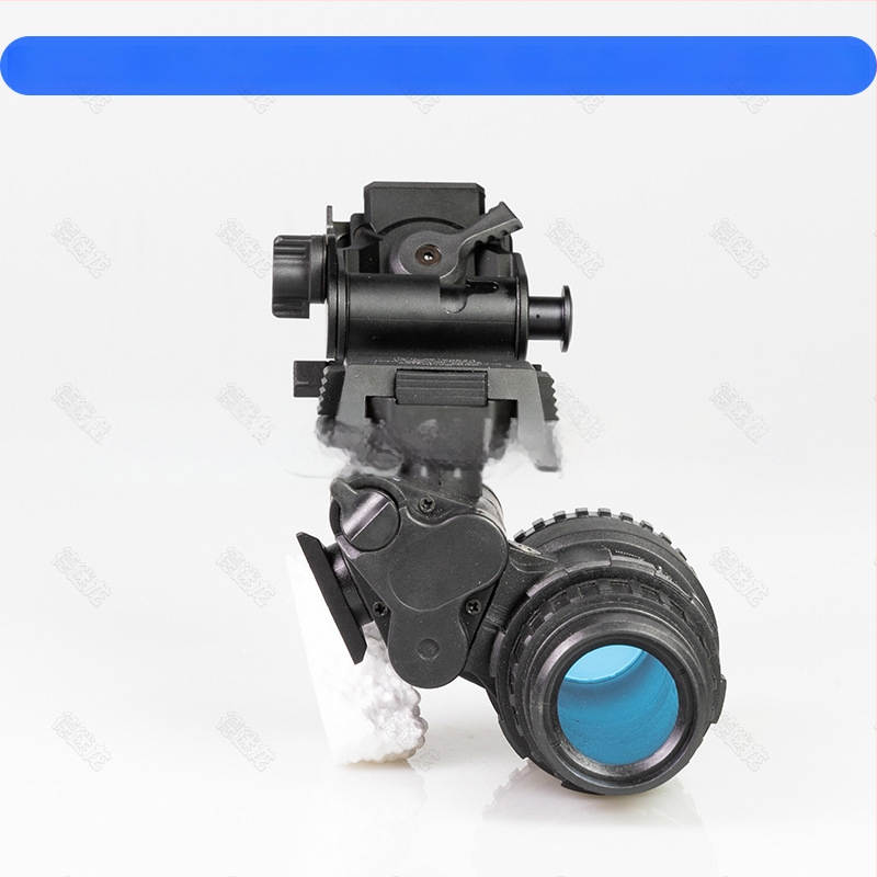 PVS18 jednooké nočné videnie model sadu s odťahovacím vozíkom a príslušenstvom prilby FAST/MICH — De Millon; typ: model nočného videnia; hmotnosť: 190 (model) / 145 (vedro); účinná vzdialenosť videnia: 0