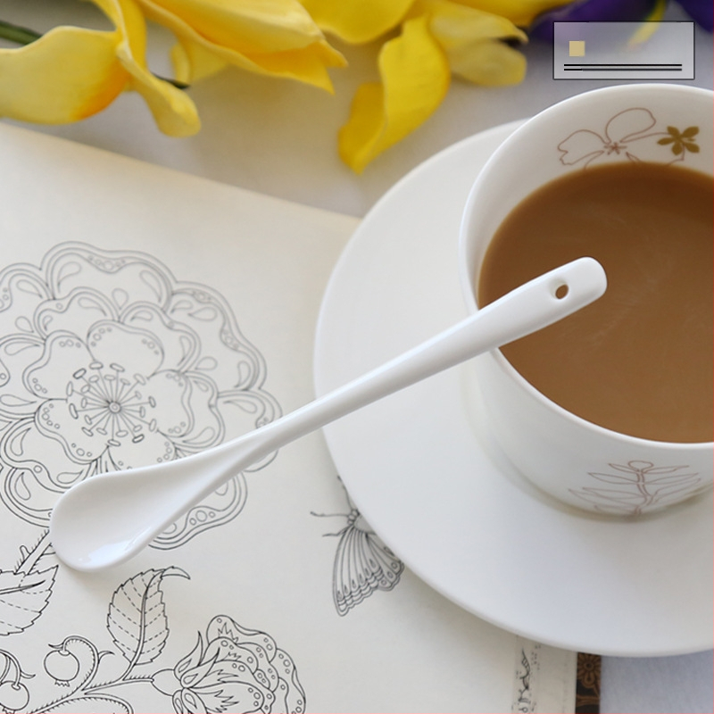 Lyžička na polievku z kostného porcelánu, Sibaide, jednofarebný vzor, povrchová úprava vodným striekaním