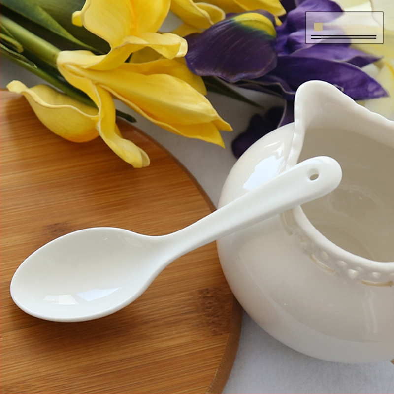 Lyžička na polievku z kostného porcelánu, Sibaide, jednofarebný vzor, povrchová úprava vodným striekaním