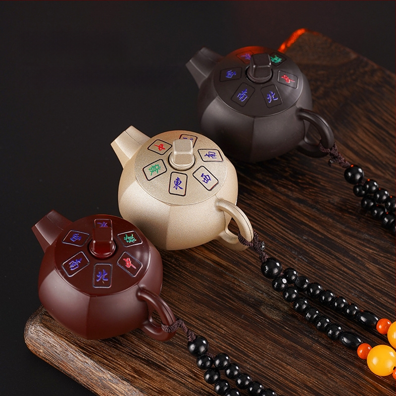 Metāla aizdedzinātājs ar rotējošu mehānismu, butāna degviela, vēju izturīgs, dekoratīvs un kolekcionējams, drukāts logotips