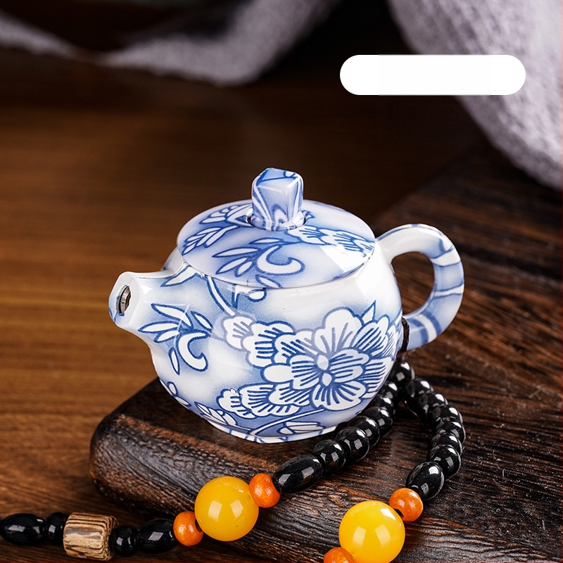 Metāla aizdedzinātājs ar rotējošu mehānismu, butāna degviela, vēju izturīgs, dekoratīvs un kolekcionējams, drukāts logotips