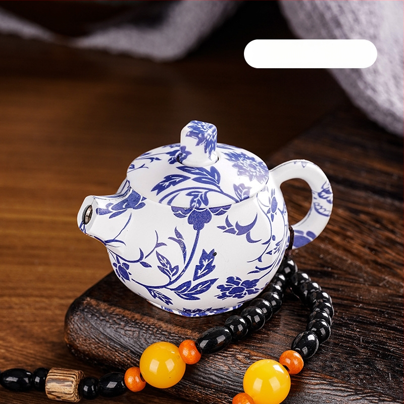 Metāla aizdedzinātājs ar rotējošu mehānismu, butāna degviela, vēju izturīgs, dekoratīvs un kolekcionējams, drukāts logotips