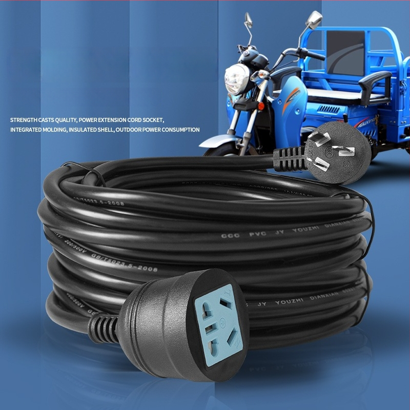 Aukštos galios trijų kištukų ilginamasis laidininkas su penkiais kištukais – 10A, 100–250V AC, 2500W, PVC korpusas