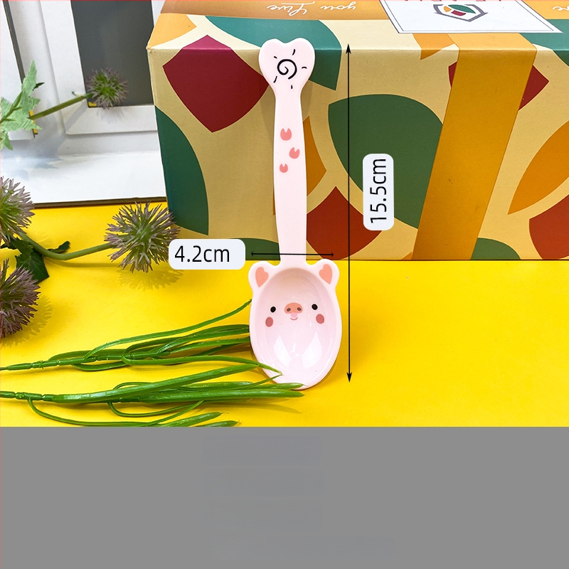 Set dječjih posuđa — tanjur u obliku praseta, crtani dizajn, melamin i vlakna bambusa, nepravilan oblik