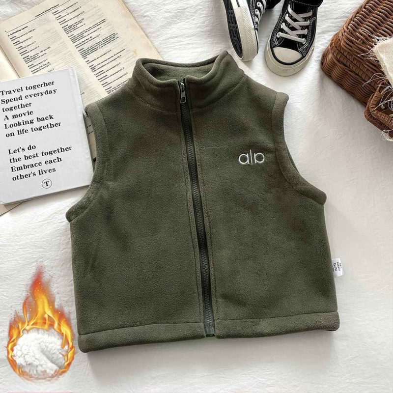 Laste vest - pakse talveversioon, tõmblukk, väliskangas: polüester 95% / spandeks 5%, vooder polüester, täidis polüester