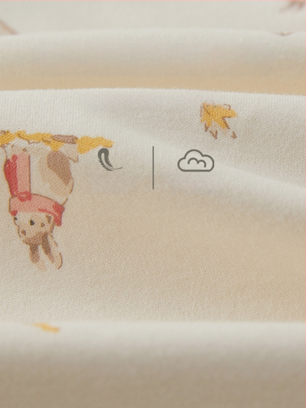 Vaikų apatinių komplektas iš 100% medvilnės, naujagimiams 0–12 mėn, apvalus kaklo iškirptė, neutrali lytis, gyvūnų/karikatūrų raštas, išlaiko šilumą, pavasariui ir rudeniui