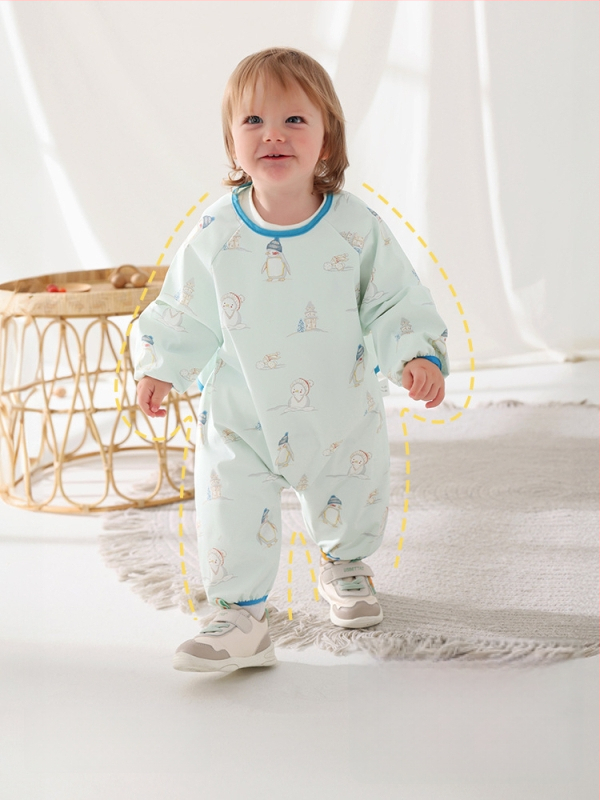 Belleptide Vaiko vandeniui atspari valgymo bavetė su kišene — Karikatūrinis raštas, 100% poliesteris