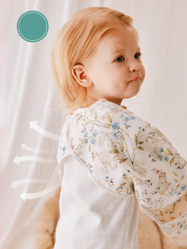 Vaikų valgymo apsiaustas su ilgomis rankovėmis – animacinis raštas, atsparus vandeniui, dėmių atsparumas, tinkamas naujagimiams 0–1 m