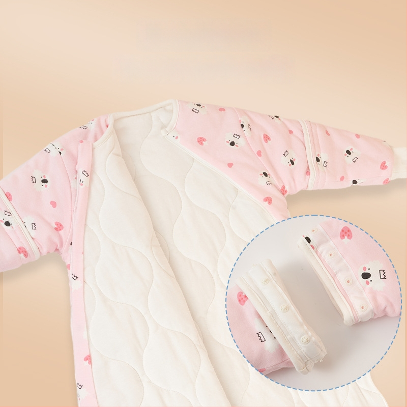 Kūdikių miego maišelis, kokono stiliaus, piešinys – karikatūra, 95% medvilnės audinys ir pamušalas, nuimami rankogaliai, metalinis užtrauktukas