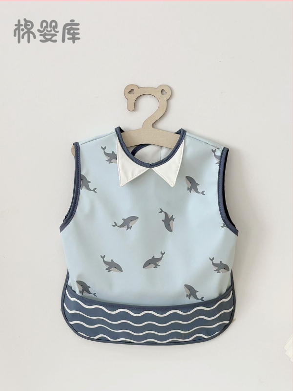 Unisex vandeniui atsparus be rankovių maitinimo ir piešimo smockas su atvirkščiu dizainu, poliesterio audinys, karikatūros raštas, saugos klasė A, Cotton Baby Library, modelis 0400, pavasaris 2025