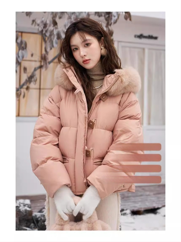 Dámsky oversized kabát z down s golierom z líšky, kapucňou, krátka dĺžka, hrubé vypĺňanie, kačací down