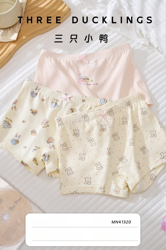 Mergaitei skirti bokseriai Three Little Ducks – Lenzing Modal, 46% Modal, antibakteriniai ir kvėpuojantys, amžius 3–8 metai