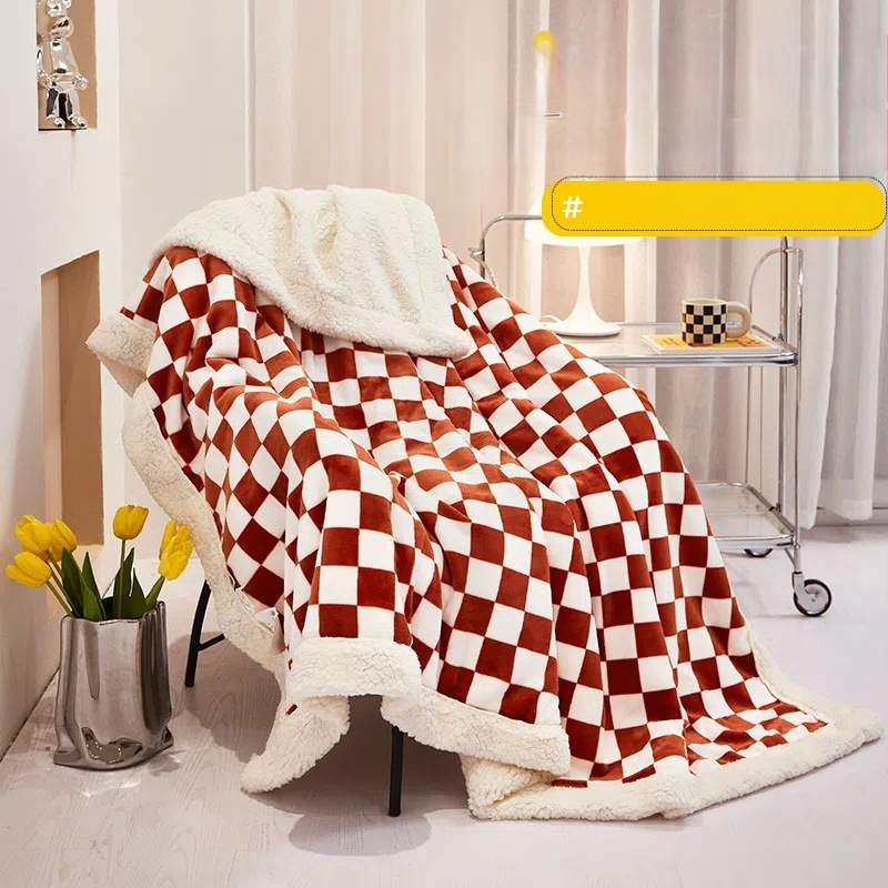 Avinėlių vilnos ir pieno velūro pledas, 800–1000 g, rudens–žiemos, šiuolaikinis minimalistinis stilius