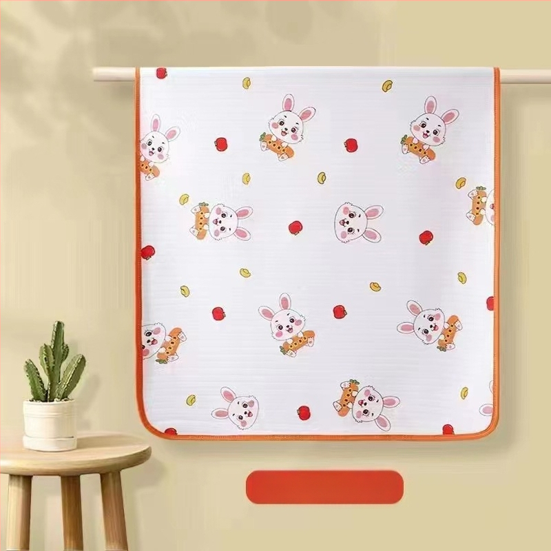 Zīdaiņu matrača paliktnis ar dubultu džakarda audumu, kokvilnas pamatmateriālu un TPU ūdensizturīgu slāni, karikatūras stilā, pielāgota apstrāde, pieejama privātā zīmola