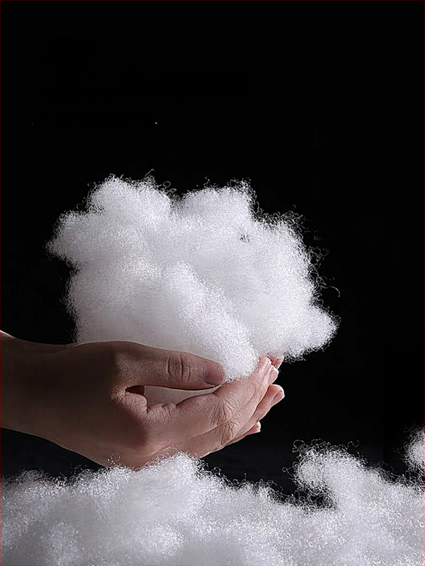 Pánska bunda s stojacím golierom, zips, polyesterová výplň, 3D kapsy, zimná sezóna 2025