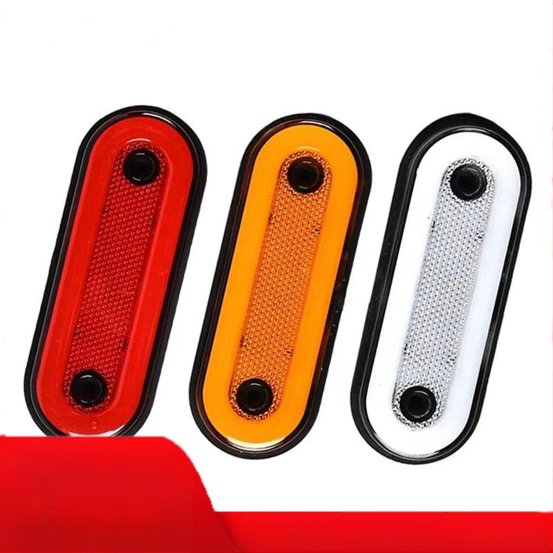 LED galinis žibintas kemperiui su dviejų krypčių šviesos vadovu krašte (24V, medžiaga: geležies plokštė ir inžineriniai plastikai, modelis: dviejų krypčių šviesos vadovas krašte)