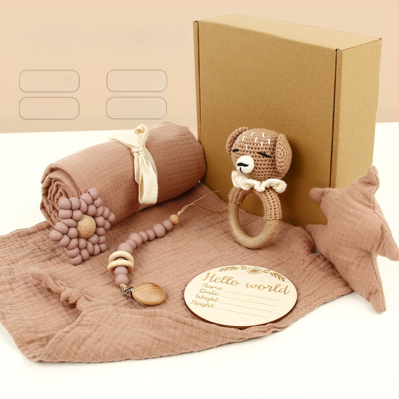 Bērnu dāvanu komplekta kaste – kokvilnas audums, mīkstas dzīvnieku zvaniņu rotaļlietas, daudzdaļīgs komplekts zīdaiņiem (0–12 mēneši)