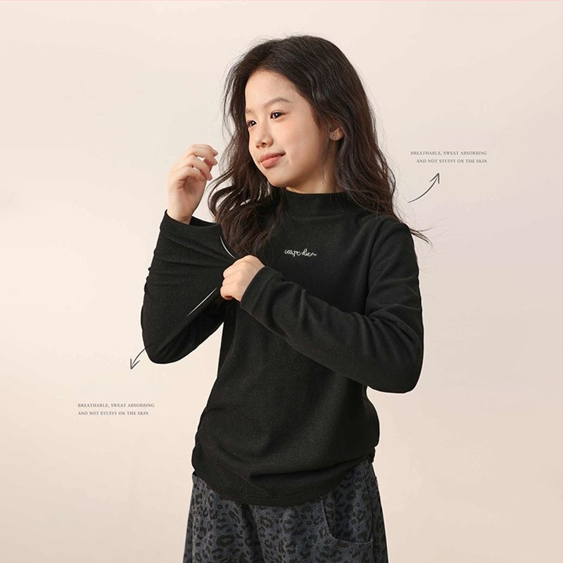 Tüdrukutele pikkade varrukatega top half-turtleneck kraega, pehmelt töödeldud polüester 95%, vanusegrupile 3-8 aastat, talveks