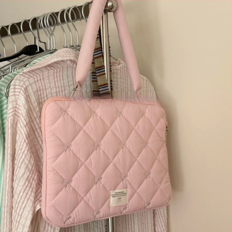 Kaitsekott Apple sülearvutile ja iPad 11 - PU materjal, vooder polüester, 2025. aasta kevad