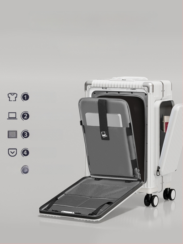 Triju nodalījumu priekšējā atvēruma koferis, PC materiāls, TSA kombinācijas slēdzene, universālie riteņi, svars 5 kg