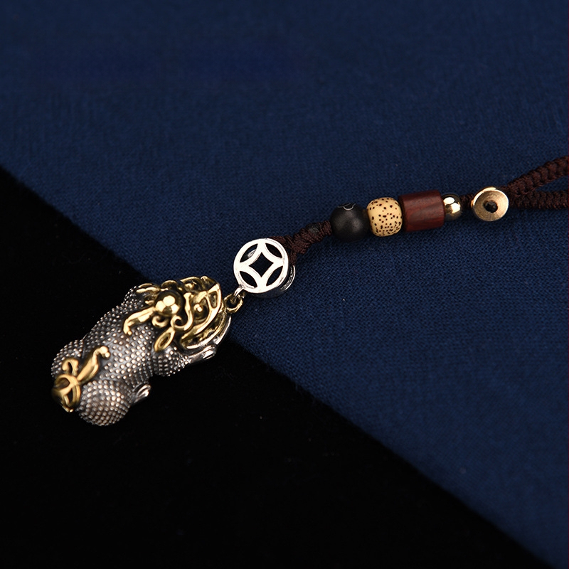 Automobiļu atslēgu piekariņš, rokdarbu aukla, auklas materiāls, retro unisex stils, pavasaris 2024