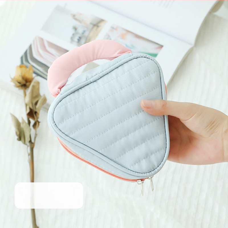 Travelers kubikujulise kujuga meigikott – polüester, mitmekülgne kosmeetika korraldaja