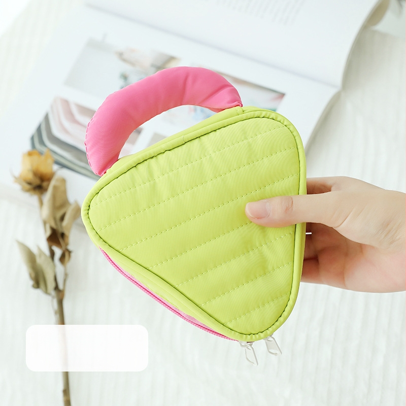 Travelers kubikujulise kujuga meigikott – polüester, mitmekülgne kosmeetika korraldaja