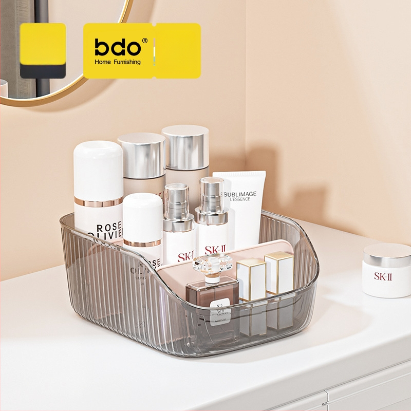 Kolmeosaline kosmeetika hoiukarp – kerge luksuslik lauaorganisaator huulepulkade ja naha hoolduse jaoks (PET plast, 2L, mudel BDO-6306)