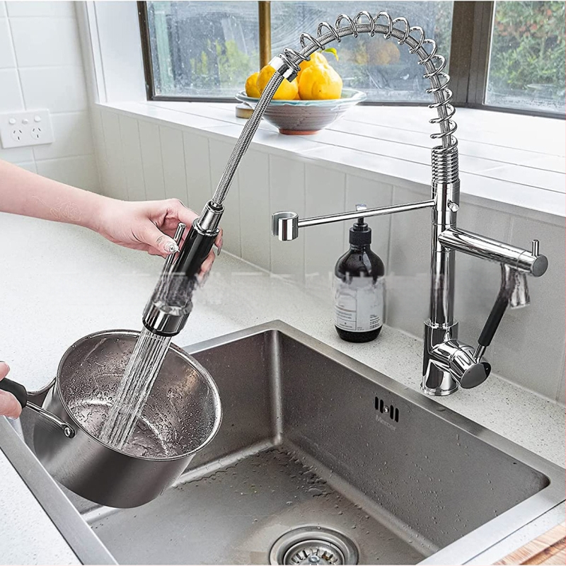 Ištraukiamas virtuvės čiaupas, ABS korpusas, 6 kg nominali jėga, maksimali temperatūra 70°C, varinės vožtuvo šerdies, CUPC sertifikuotas