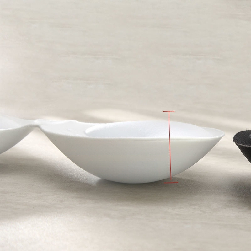 Nylonový bezramenný podprsenka s hrubými tvarovanými košíčkami, plné krytie, priedušný vestový štýl