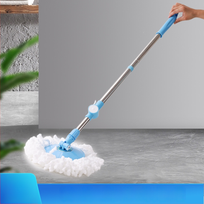 Sukamas mopas su nerūdijančio plieno strypu; mikropluošto galvutė; metalinis išspaudimo dėklas; išspaudimo lygis 70-80%.