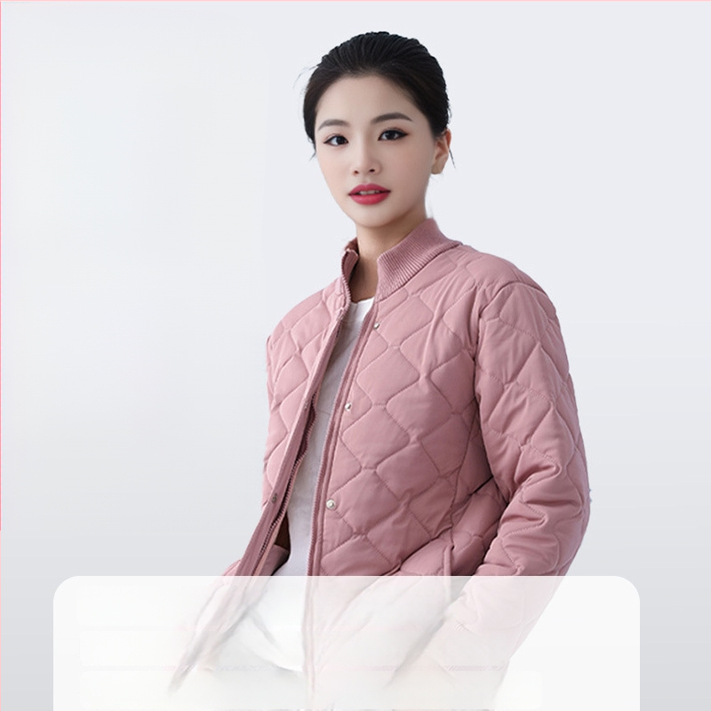 Kardigan-jaka ar vilnas pildījumu, 100% vilna; poliestera elastāna audums; svītrainas vai plaid raksts; stāvošā apkakle; garas piedurknes