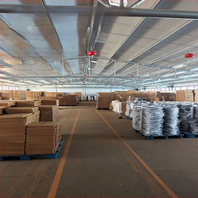 Victoria Nordic plastikinis kavos staliukas su saugykla, apvalios formos, modelis 120 plastiko, sukasi ir išardomas