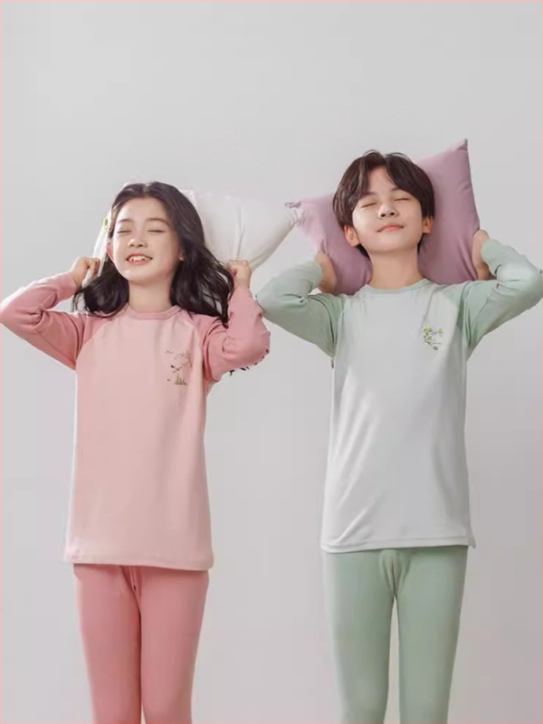 Laste termilise aluskomplekti (ülemine ja alumine) 100% puuvillast, õhuke materjal, pehme viimistlus, sobib sügis- ja talveks, 8-aastastele ja vanematele